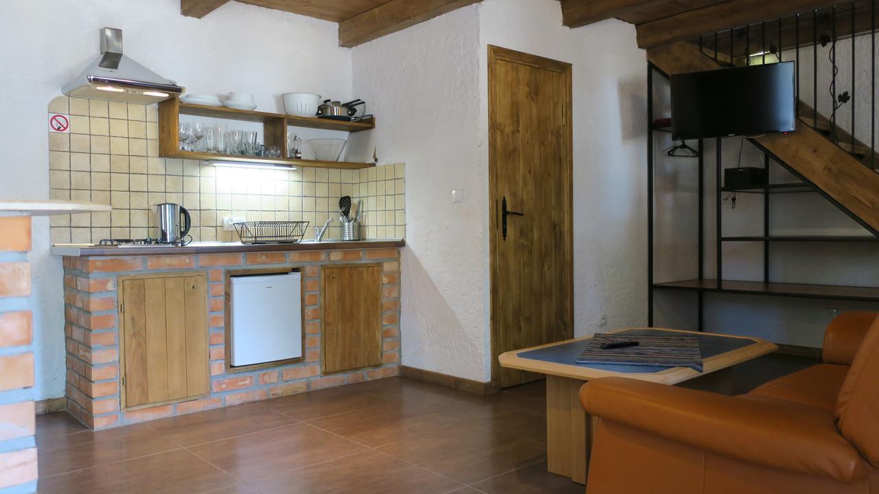 Osada Pod Czerwonym Debem - Czarny Mlyn Vila Jastrzębia Góra Exterior foto